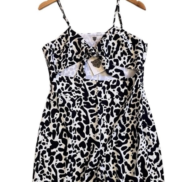 Revolve Lita by Ciara Tie Front Jumpsuit in King Cheetah Print NWT-$398 - Picture 4 of 7